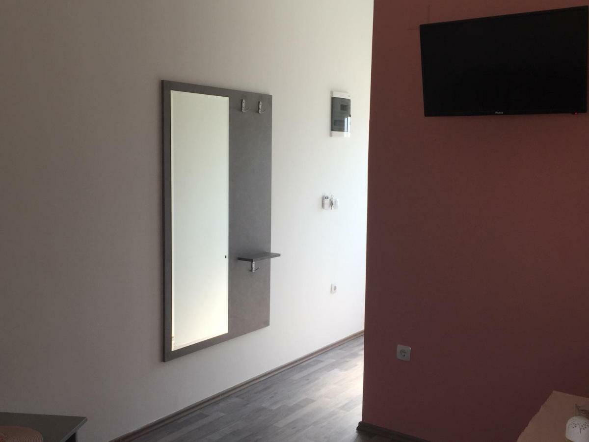 קרלובג Apartmani Verica מראה חיצוני תמונה