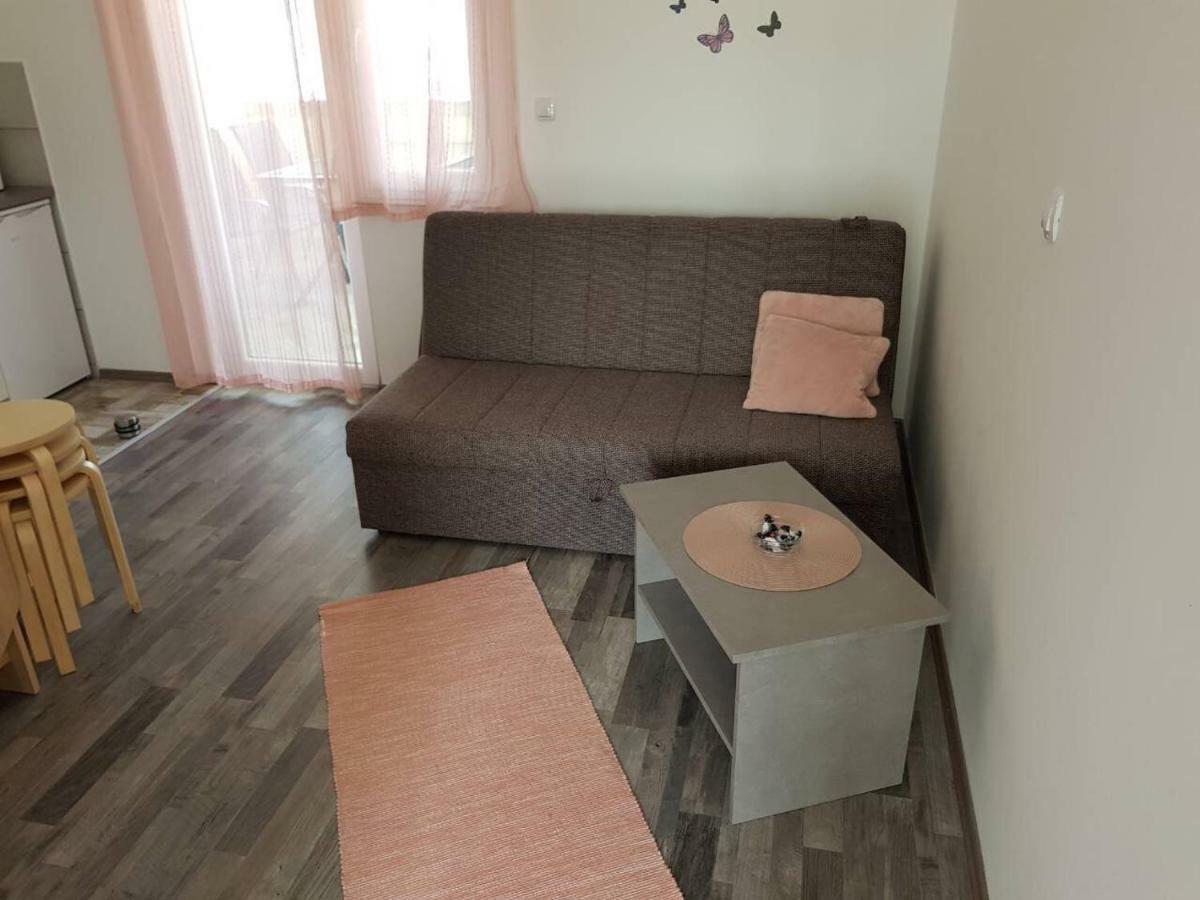 קרלובג Apartmani Verica מראה חיצוני תמונה
